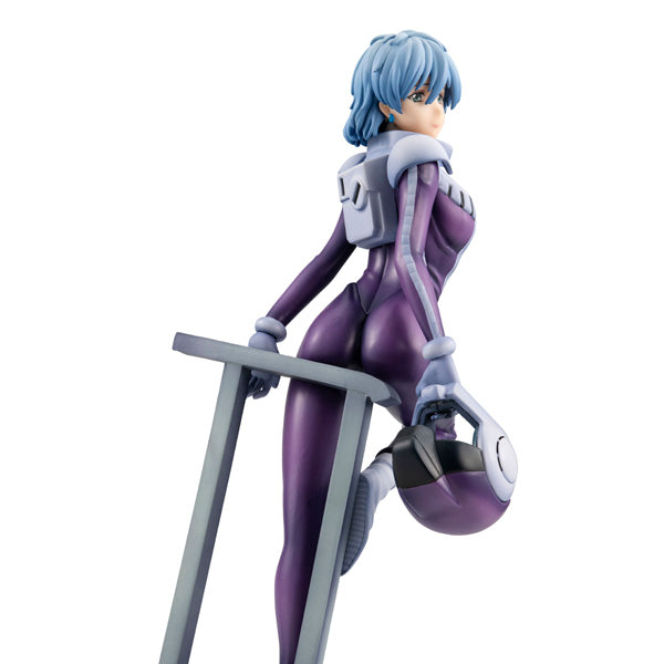 GGG Series Mobile Suit Gundam The 08th MS Team Aina Sahalim Snow Night Figure
