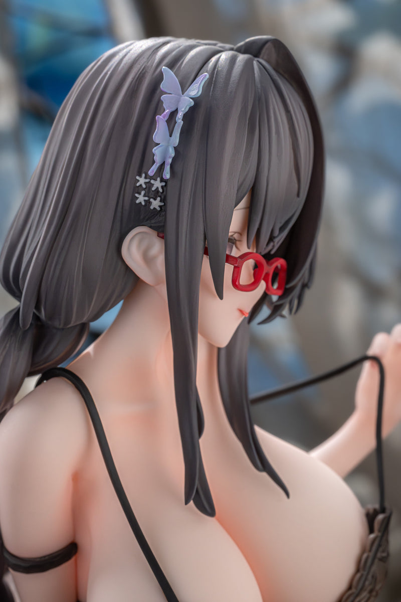 Linda garota adormecida que normalmente não se destaca Rino Akabane 1/5 Figura