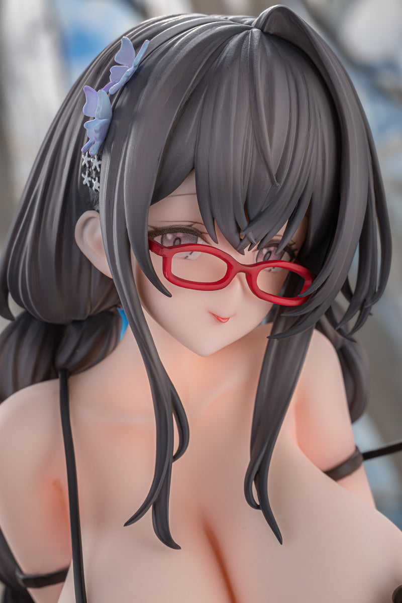 Linda garota adormecida que normalmente não se destaca Rino Akabane 1/5 Figura