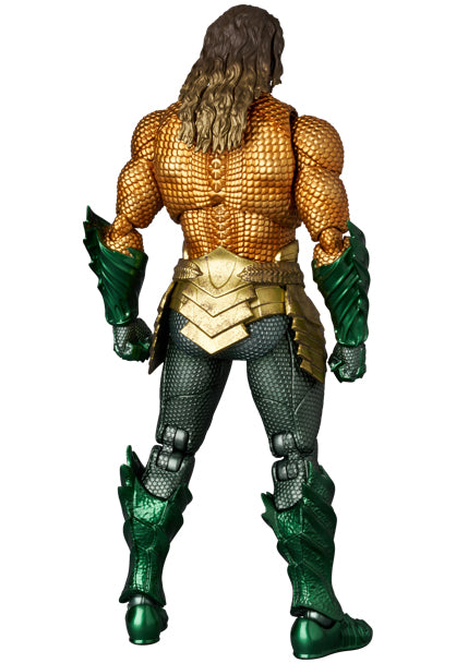 MAFEX No.267 MAFEX Aquaman Gold & Green Suit Aquaman and The Lost Kingdom Figure