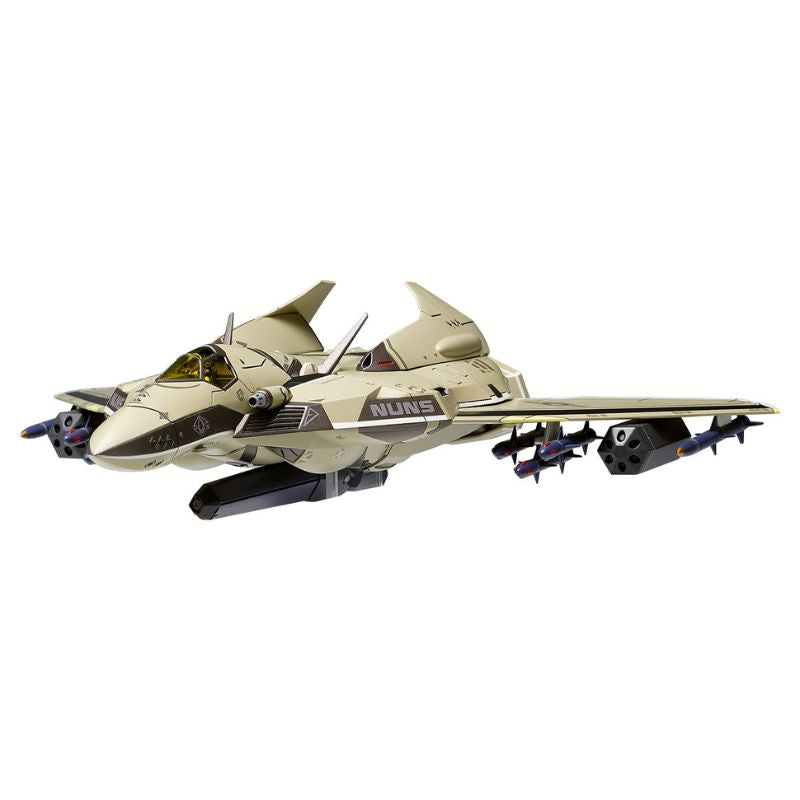 WAVE Macross Delta VF-171 Nightmare Plus Outlying Space Type 1/72 Model Kit