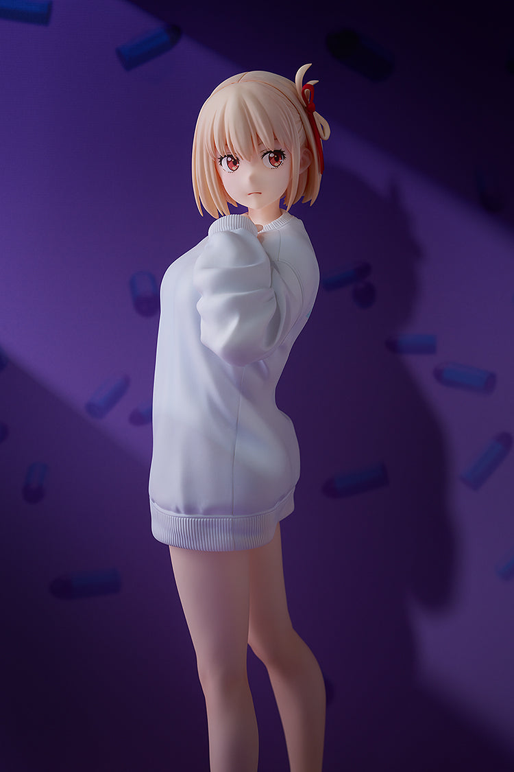Lycoris Recoil Chisato Nishikigi Sweat-shirt surdimensionné Ver. Figurine 1/7 JAPON
