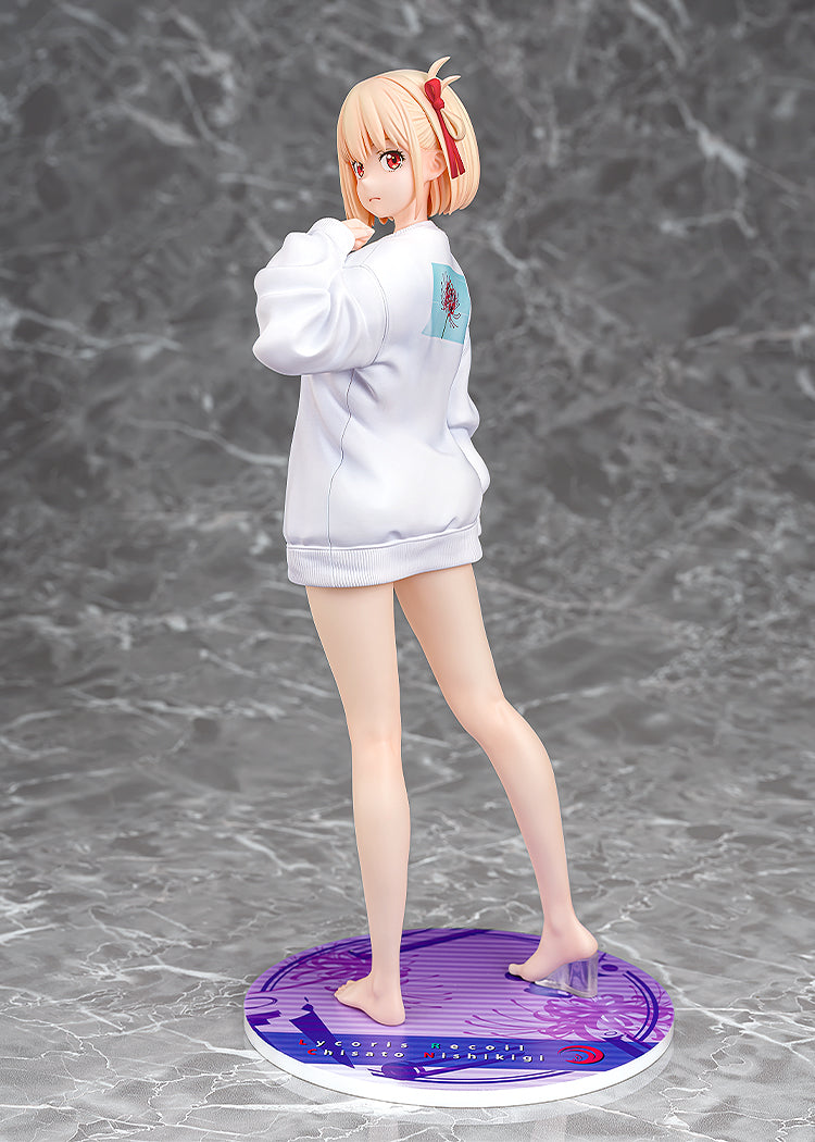 Lycoris Recoil Chisato Nishikigi Sweat-shirt surdimensionné Ver. Figurine 1/7 JAPON
