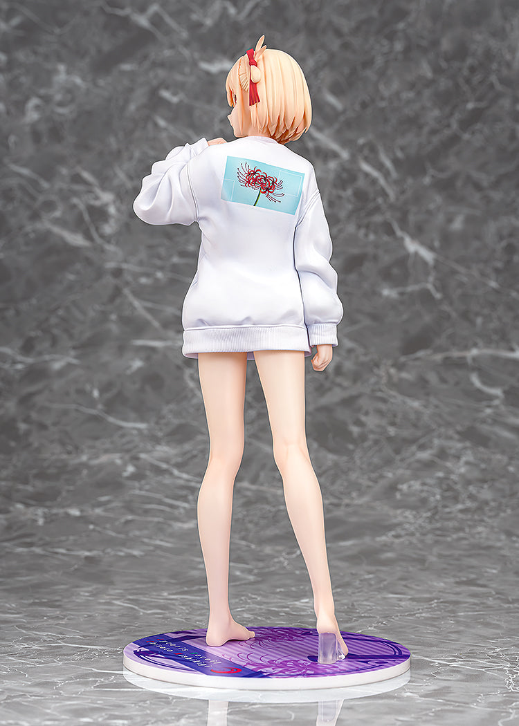 Lycoris Recoil Chisato Nishikigi Sweat-shirt surdimensionné Ver. Figurine 1/7 JAPON
