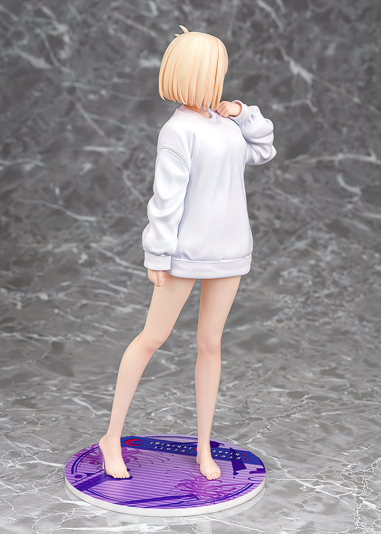Lycoris Recoil Chisato Nishikigi Sweat-shirt surdimensionné Ver. Figurine 1/7 JAPON