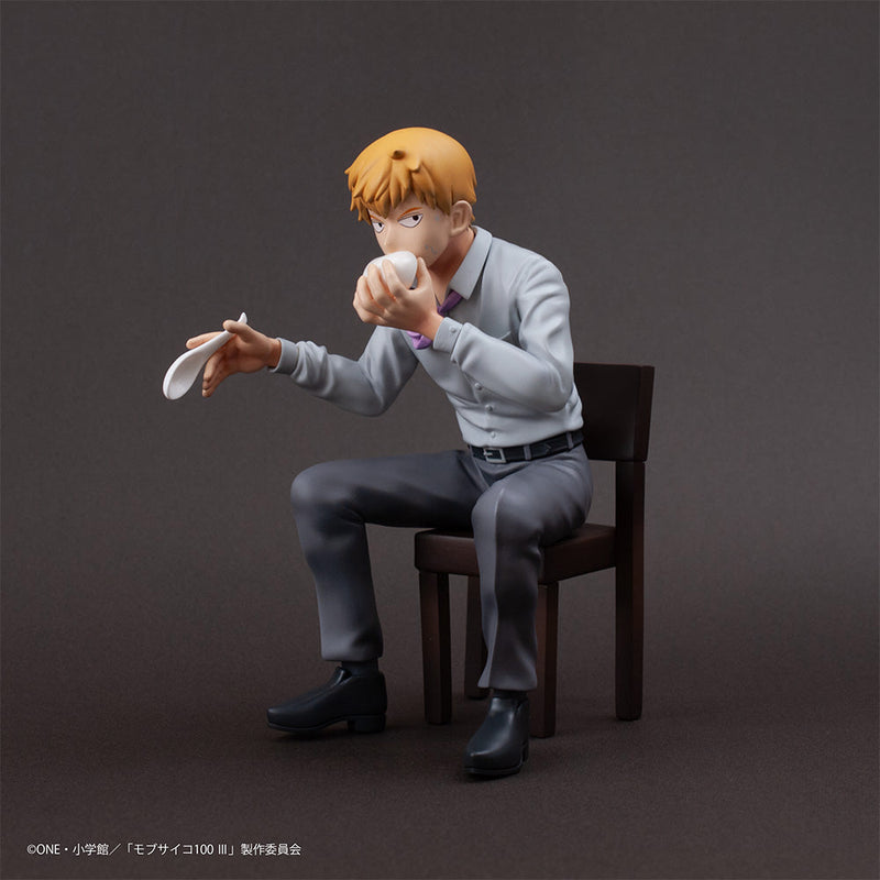 Mob Psycho 100 III x Bunbougu Cafe 2022 Figur Arataka Reigen JAPAN OFFIZIELL