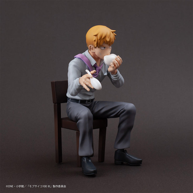 Mob Psycho 100 III x Bunbougu Cafe 2022 Figur Arataka Reigen JAPAN OFFIZIELL