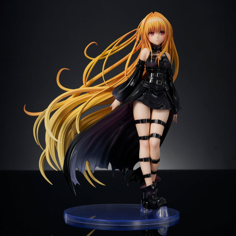 Union Creative To Love-Ru Darkness Golden Darkness Black Trance ver. Figur