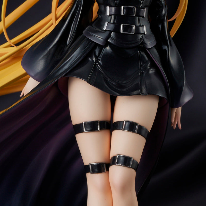 Union Creative To Love-Ru Darkness Golden Darkness Black Trance ver. Figur