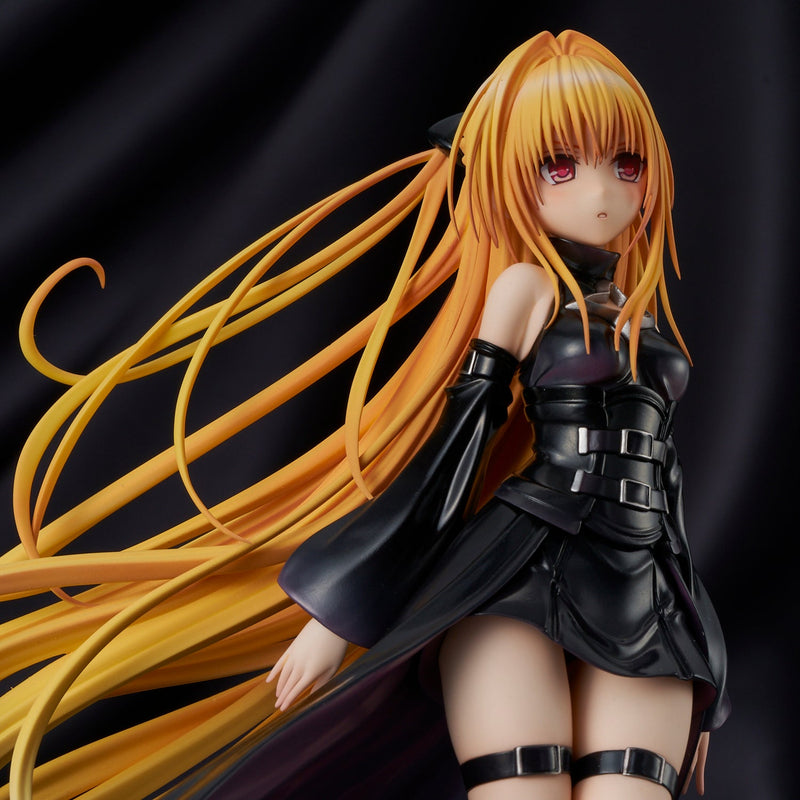 Union Creative To Love-Ru Darkness Golden Darkness Black Trance ver. Figur