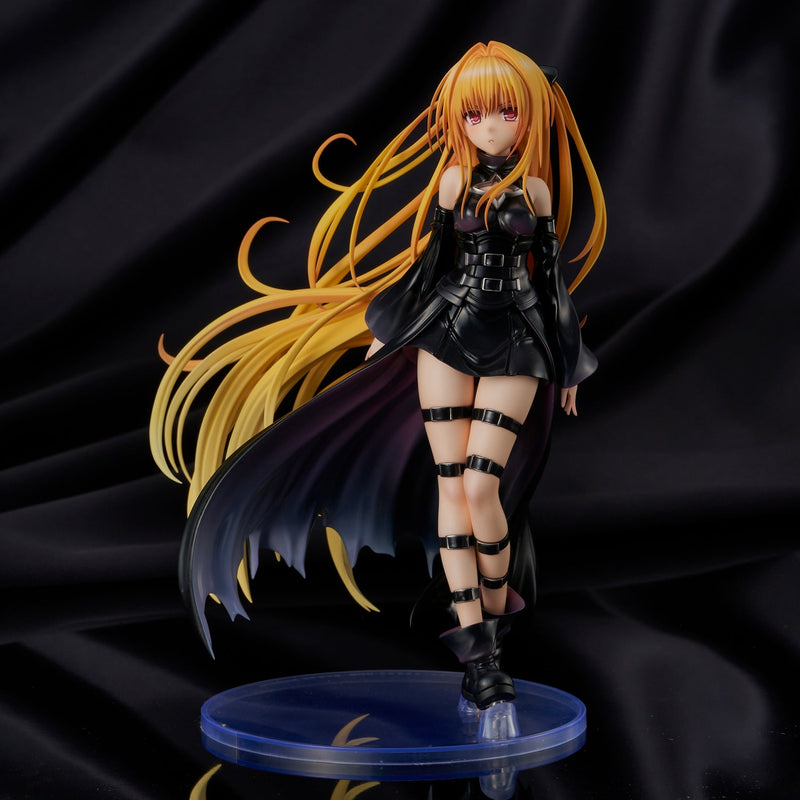 Union Creative To Love-Ru Darkness Golden Darkness Black Trance ver. Figur
