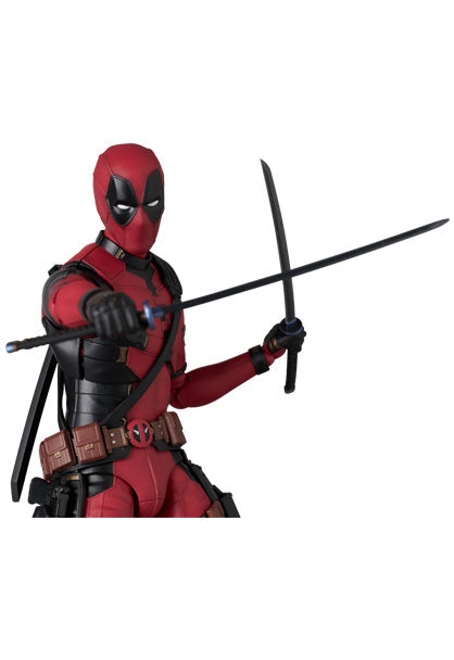 Medicom Toy MAFEX No.284 DEADPOOL Deadpool & Wolverine Ver. Action
