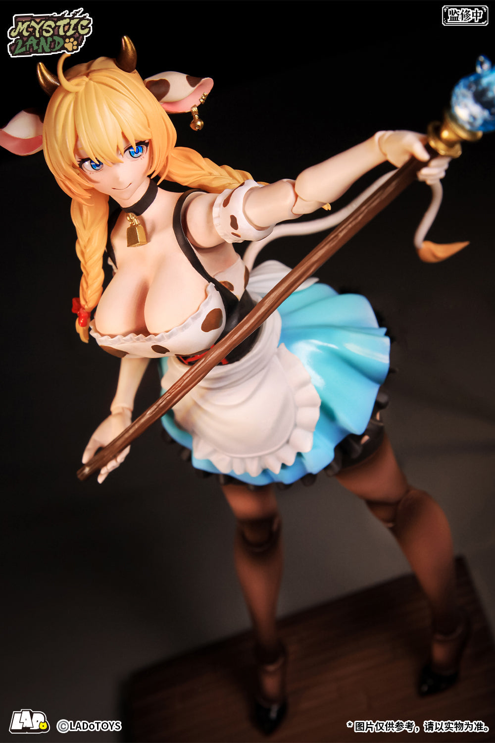 LADo TOYS ERA-003 Daisy Taurus Waitress Ver. 1/12 Action Figure LADo TOYS ERA-003 Daisy Taurus Waitress Ver. 1/12 Action Figure