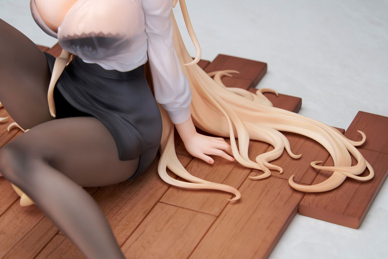 APEX Azur Lane Implacable Shepherd of the Lost Ver. 1/7 Figure JAPAN OFFICIAL