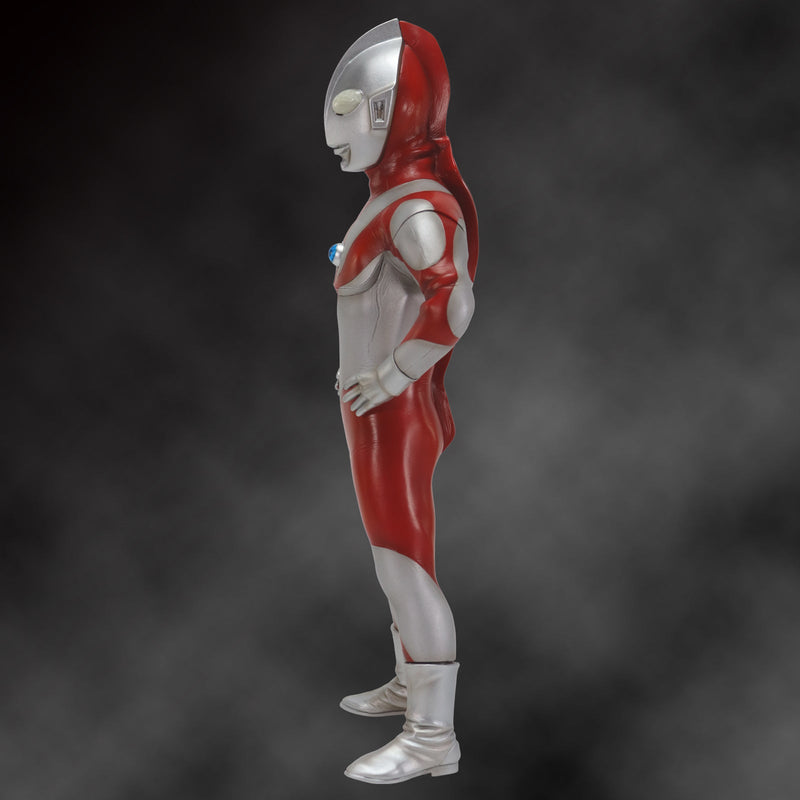 CCP 1/6 Tokusatsu Series Ultraman Ultra Star Shining High Grade Ver. Figure