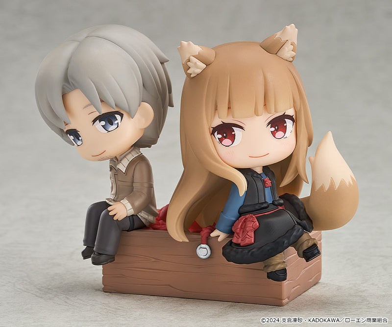 Mini Memory Spice and Wolf Merchant Meets The Wise Wolf Lawrence & Holo Figure