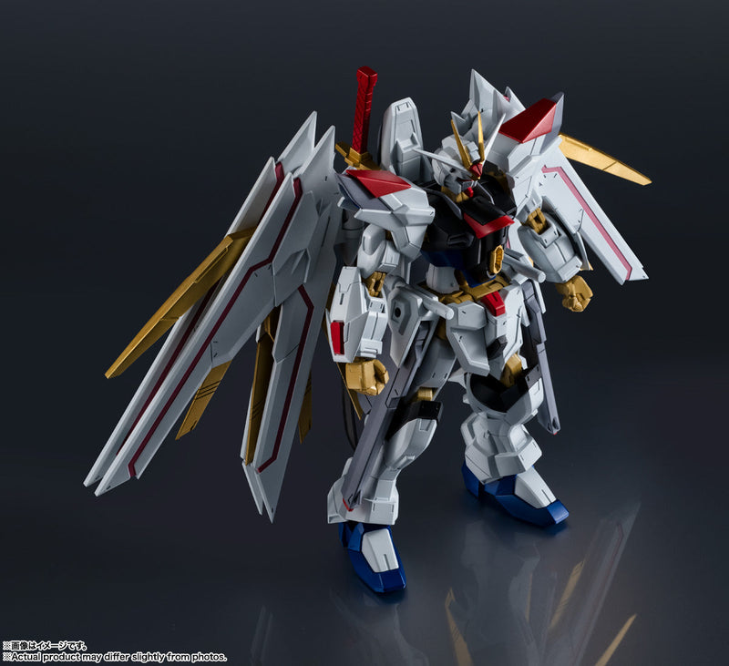 BANDAI Gundam Universe ZGMF/A-262PD-P Mighty Strike Freedom Gundam Action Figure