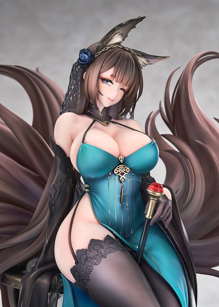 Good Smile Arts Shanghai Azur Lane Amagi Throne of Fallen Petals Ver. 1/7 Figure