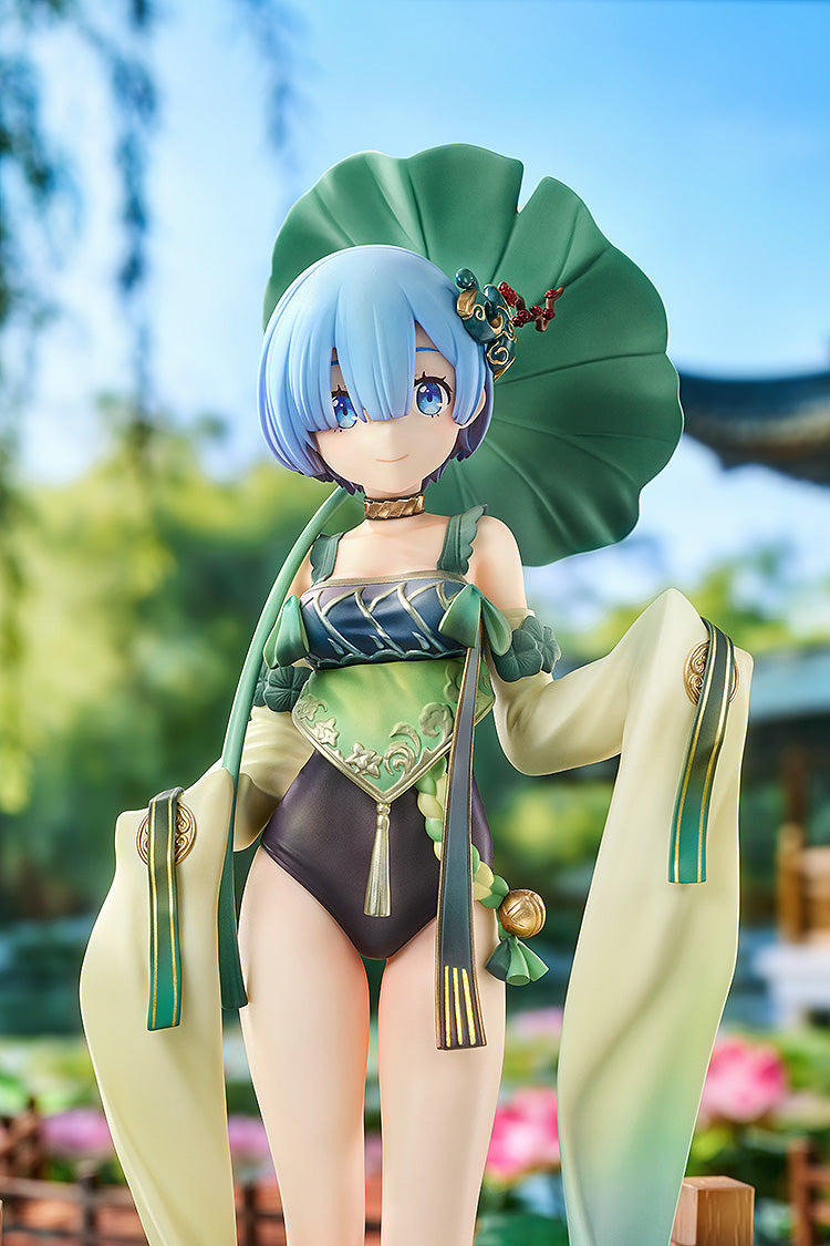 Re:ZERO Starting Life in Another World Rem Breather in the Garden Ver 1/7 Figure