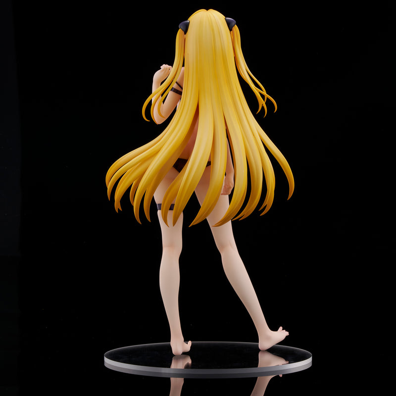 Union Creative To Love-Ru Darkness Swimsuit Series Golden Darkness 1/4 Figure