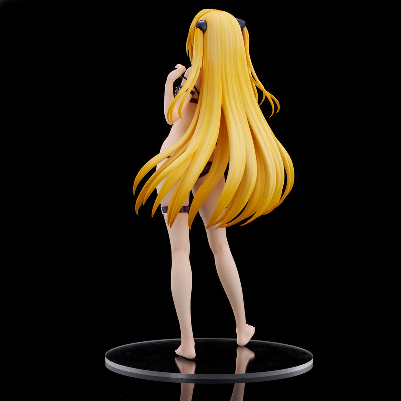 Union Creative To Love-Ru Darkness Swimsuit Series Golden Darkness 1/4 Figure