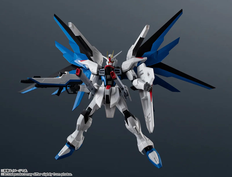 BANDAI GUNDAM UNIVERSE ZGMF-X10A Freedom Gundam Renewal Action Figure JAPAN