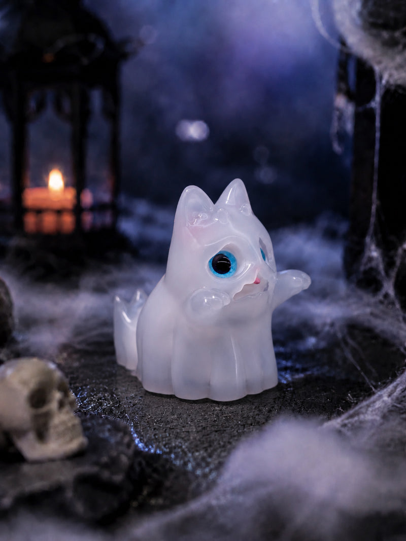 HOTRU Ghost Cat Translucent Ver. Non Scale Figure JAPAN OFFICIAL