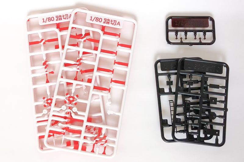 Pop na Isekai Series 2 Color Mold Railway Crossing Red x White 1/80 Model Kit