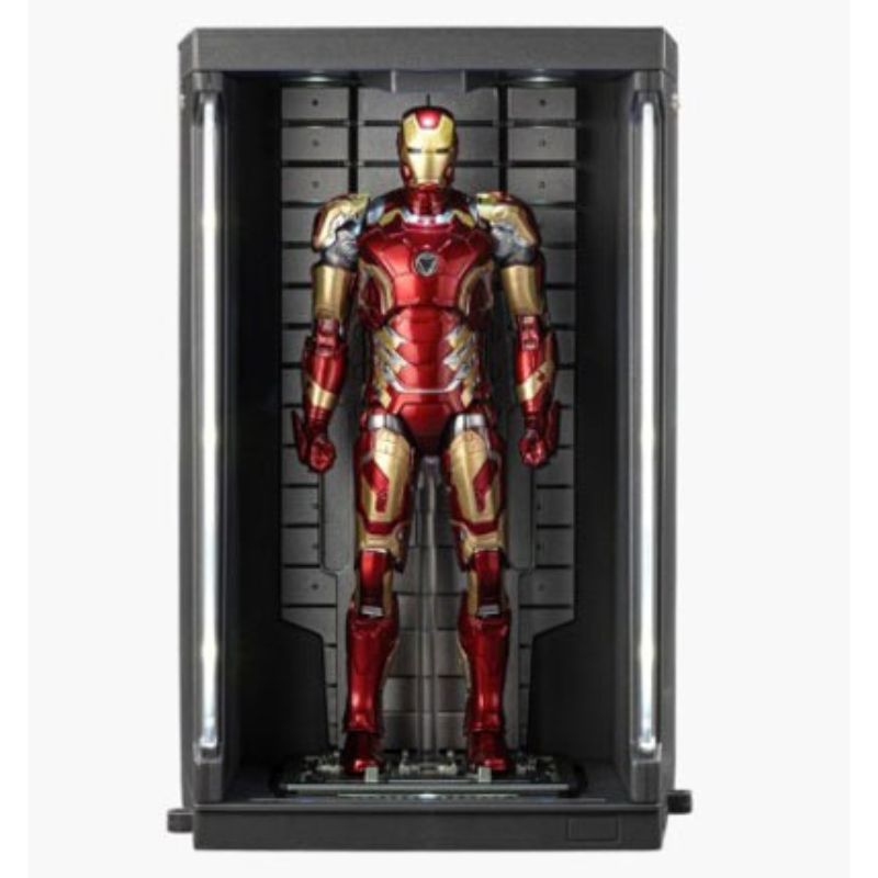 ZD Toys Iron Man MK43 & Hall of Armor with Hologram Effect Figure JAPAN OFFICIAL