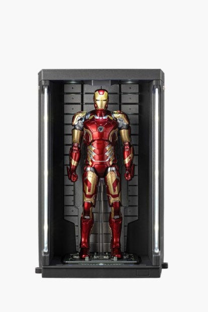 ZD Toys Iron Man MK43 & Hall of Armor with Hologram Effect Figure JAPAN OFFICIAL
