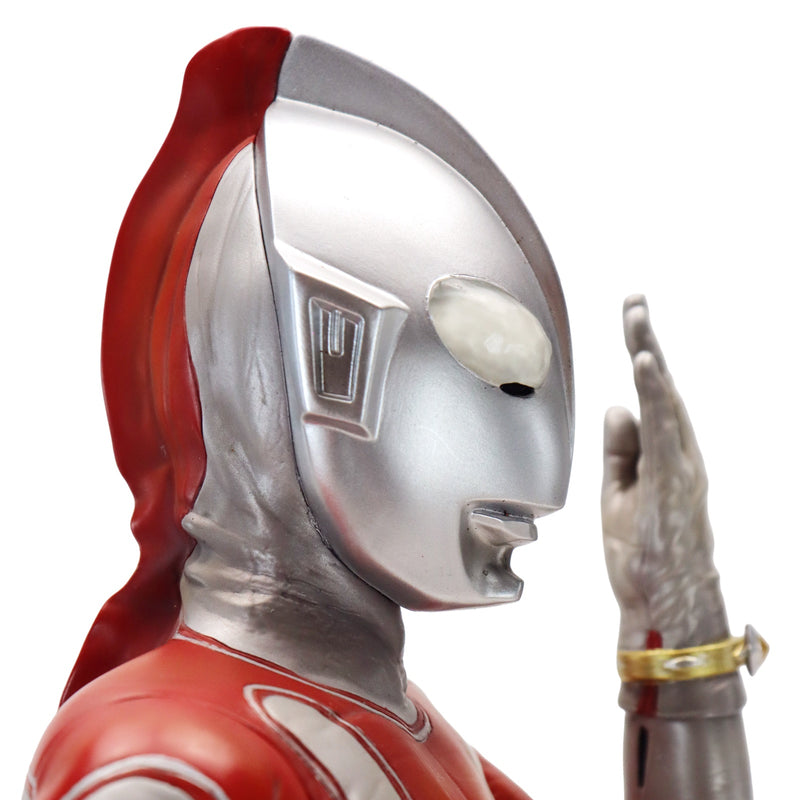 CCP 1/6 Tokusatsu Series Ultraman Jack Ultra Bracelet Activated Ver. Figure