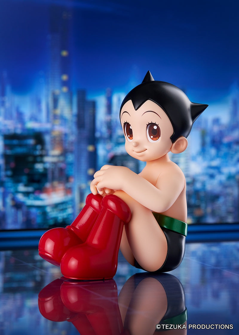 quesQ Astro Boy Figure JAPAN OFFICIAL