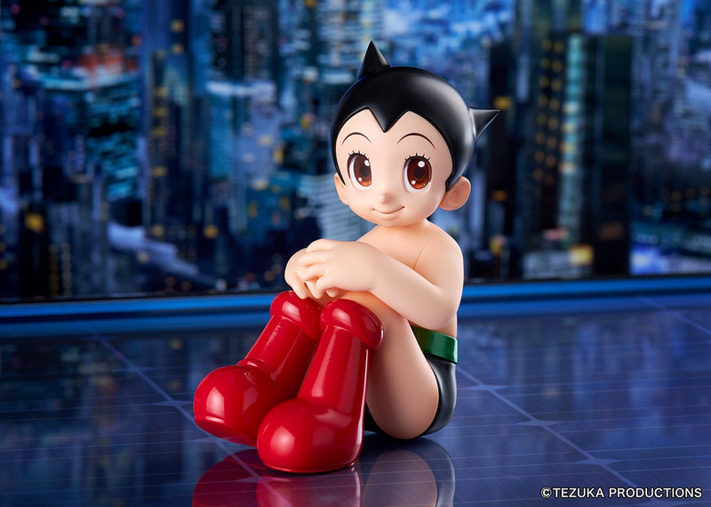 quesQ Astro Boy Figure JAPAN OFFICIAL