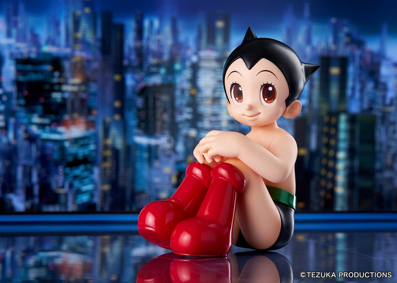 quesQ Astro Boy Figure JAPAN OFFICIAL