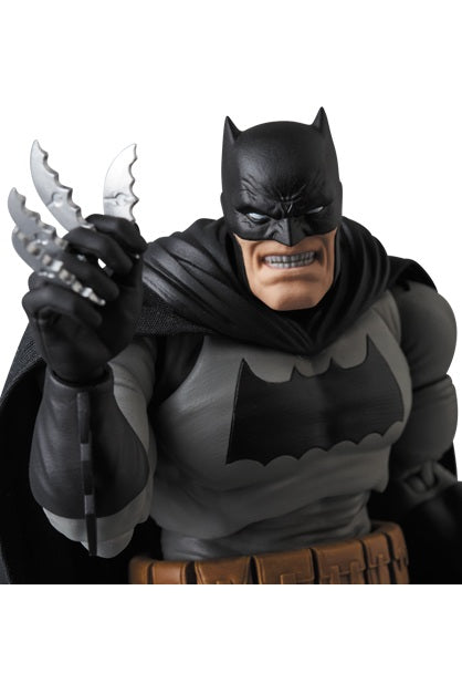 Medicom Toy MAFEX No.106 BATMAN The Dark Knight Returns Action Figure JAPAN
