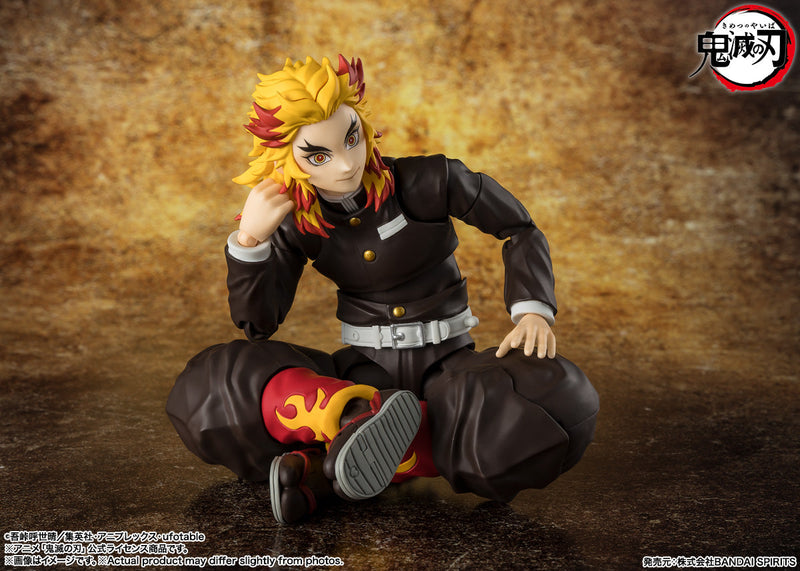 BANDAI S.H.Figuarts Demon Slayer Kyojuro Rengoku Action Figure UFFICIALE GIAPPONE