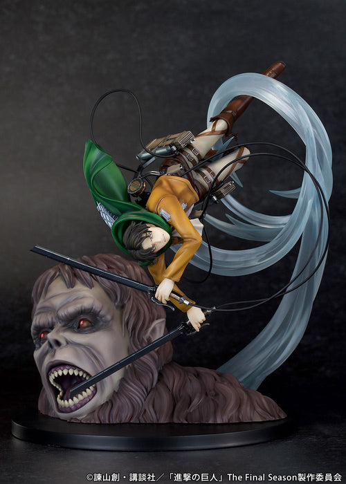 PROOF Attack on Titan Levi vs Beast Titan Figure JAPAN OFFICIAL