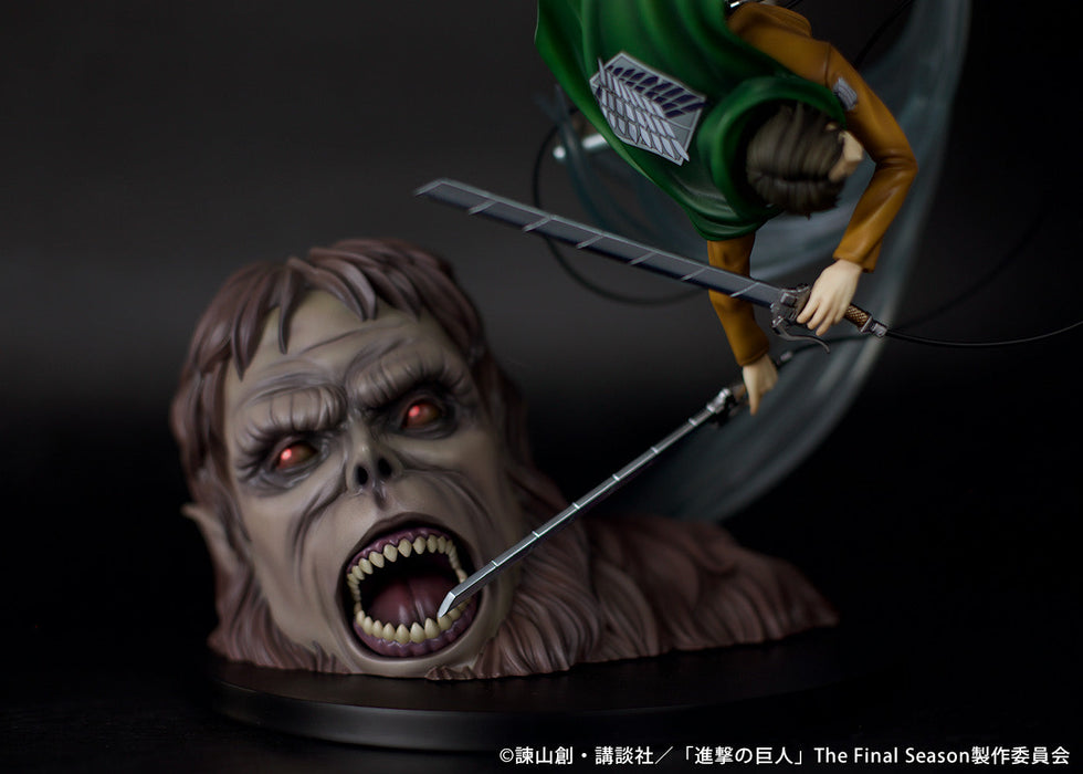 PROOF Attack on Titan Levi vs Beast Titan Figure JAPAN OFFICIAL