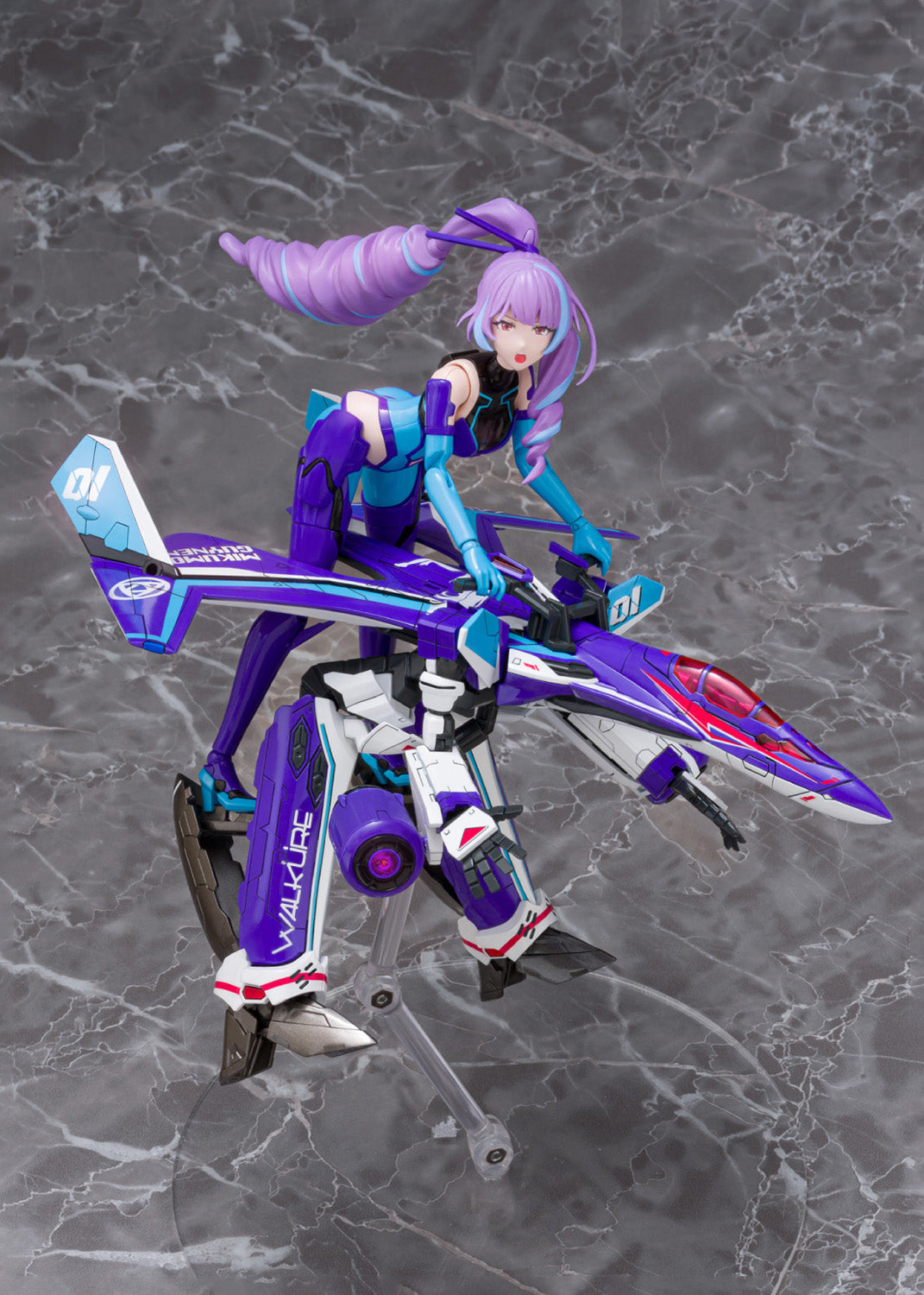 Aoshima V.F.G. No.MC-17 Macross Delta VF-31J Siegfried Mikumo