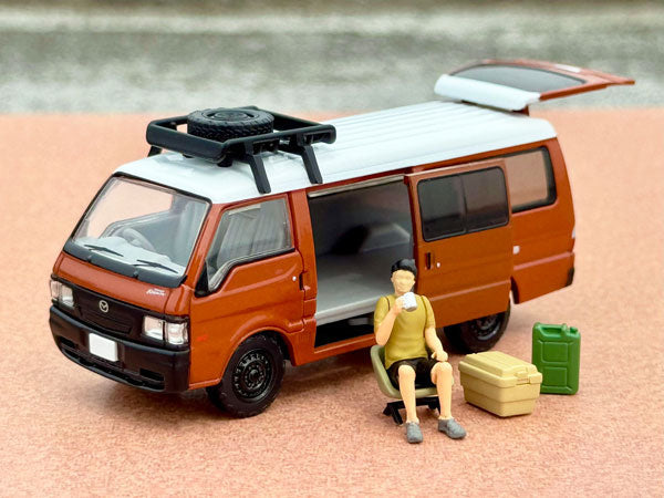 Tomica LV-N310d Mazda Bongo Brawny Van Custom Model Brown w/Roof Carrier&Figure