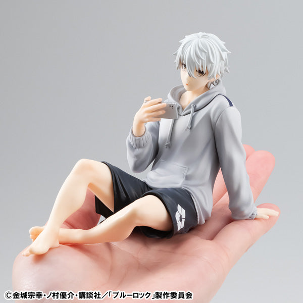 MegaHouse G.E.M. Series Blue Lock Seishirou Nagi Repaint Ver. Palm Size Figure