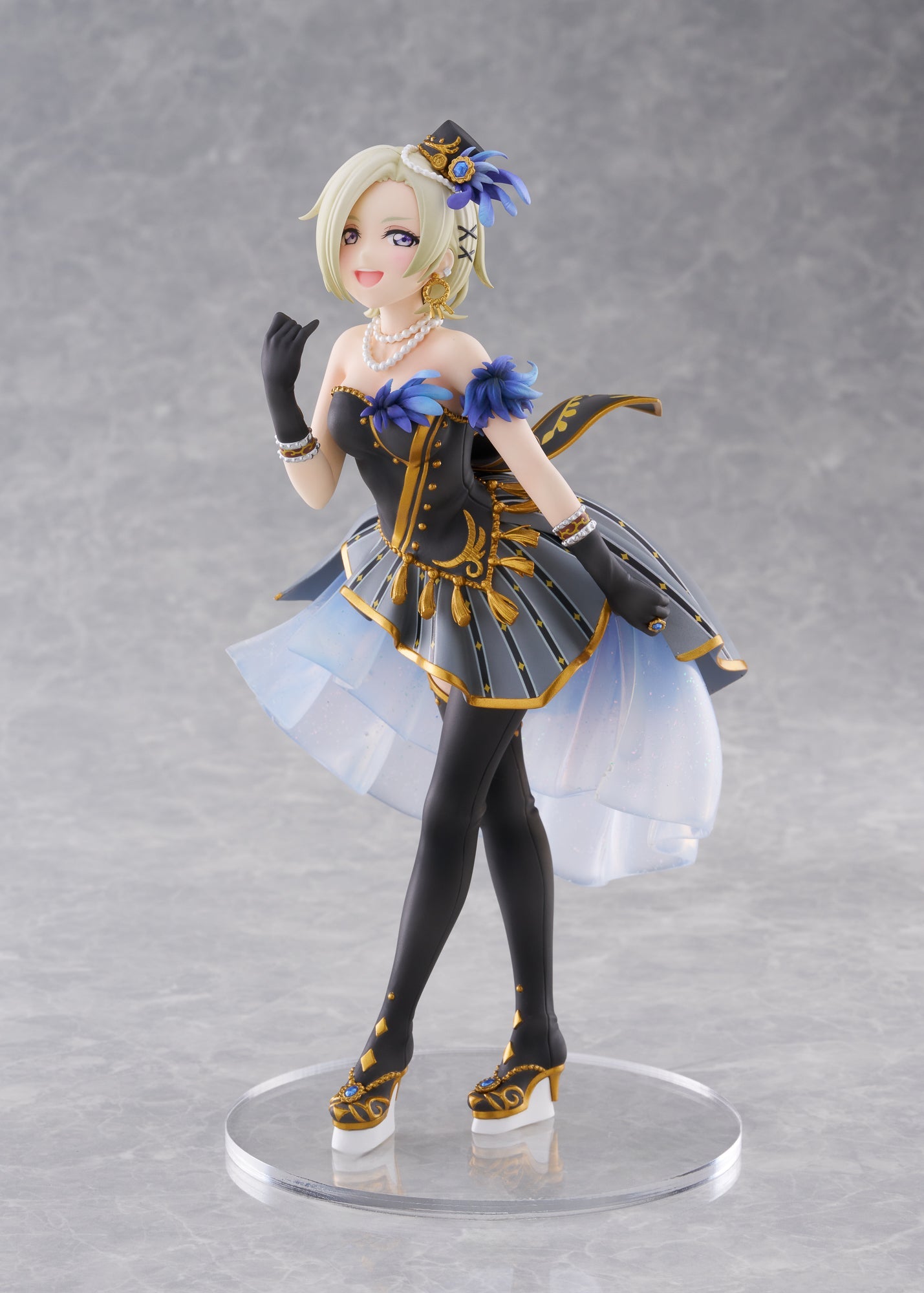 PLUM ラブライブ 虹ヶ咲学園 ミア・テイラー 1/7スケール フィギュア Plum Love Live! Nijigasaki High School Idol Club Mia Taylor 1/7