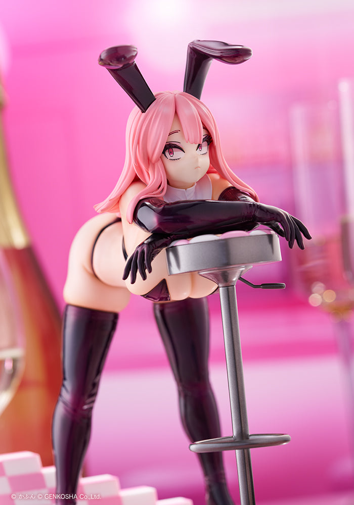 Kotobukiya Illustrator Original Azamuki Usagi Standing Bunny di Kafun 1/7 Figure