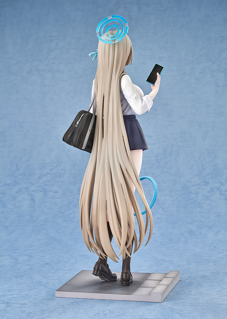 Blue Archive Asuna School Memorial Lobby Ver. 1/7 Figure JAPAN OFFICIAL