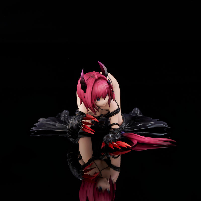 To Love-Ru Darkness Mea Kurosaki Darkness ver 1/6 Renewal Package Edition Figure