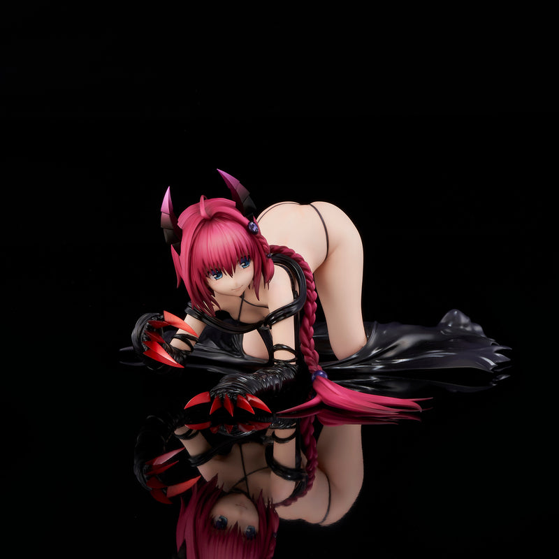 To Love-Ru Darkness Mea Kurosaki Darkness ver 1/6 Renewal Package Edition Figure