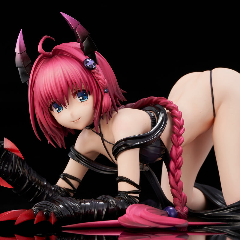 To Love-Ru Darkness Mea Kurosaki Darkness ver 1/6 Renewal Package Edition Figure
