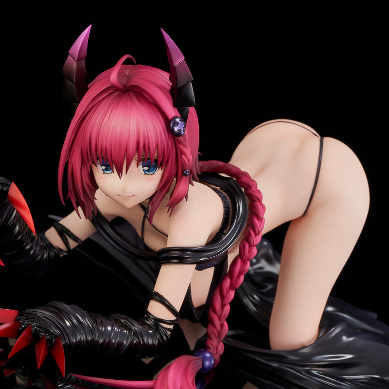 To Love-Ru Darkness Mea Kurosaki Darkness ver 1/6 Renewal Package Edition Figure