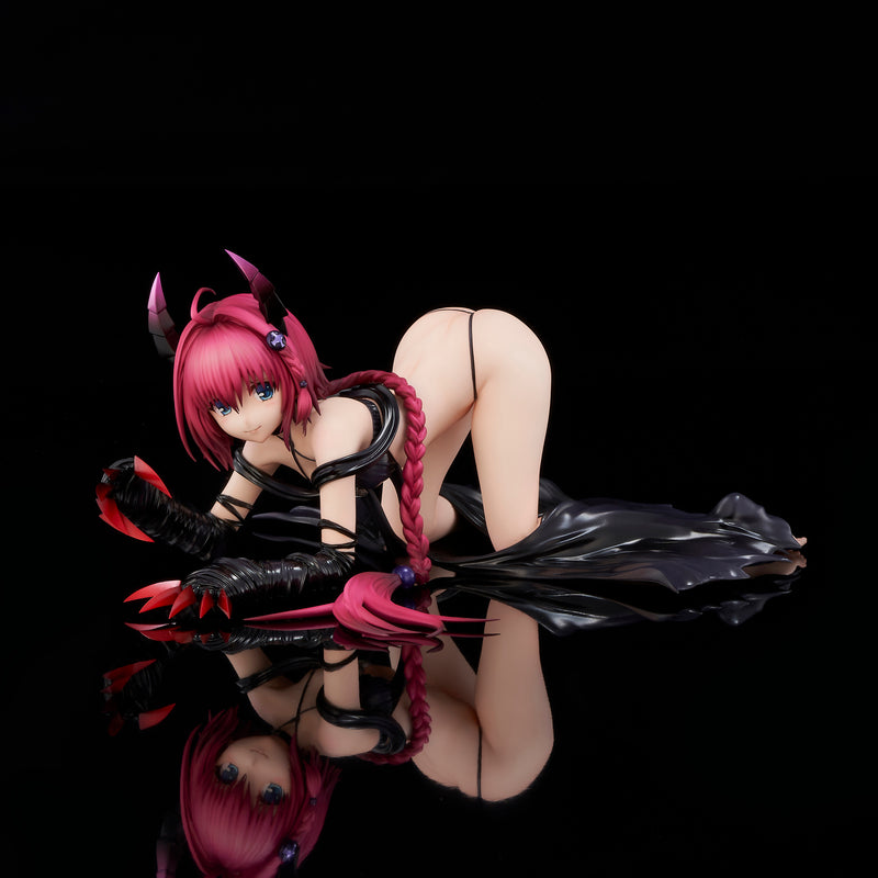 To Love-Ru Darkness Mea Kurosaki Darkness ver 1/6 Renewal Package Edition Figure