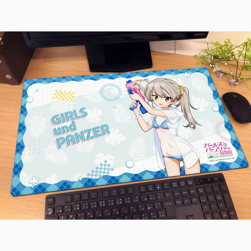 Girls und Panzer das Finale Alice Shimada Water Gun Tan Ver. Rubber Mat JAPAN